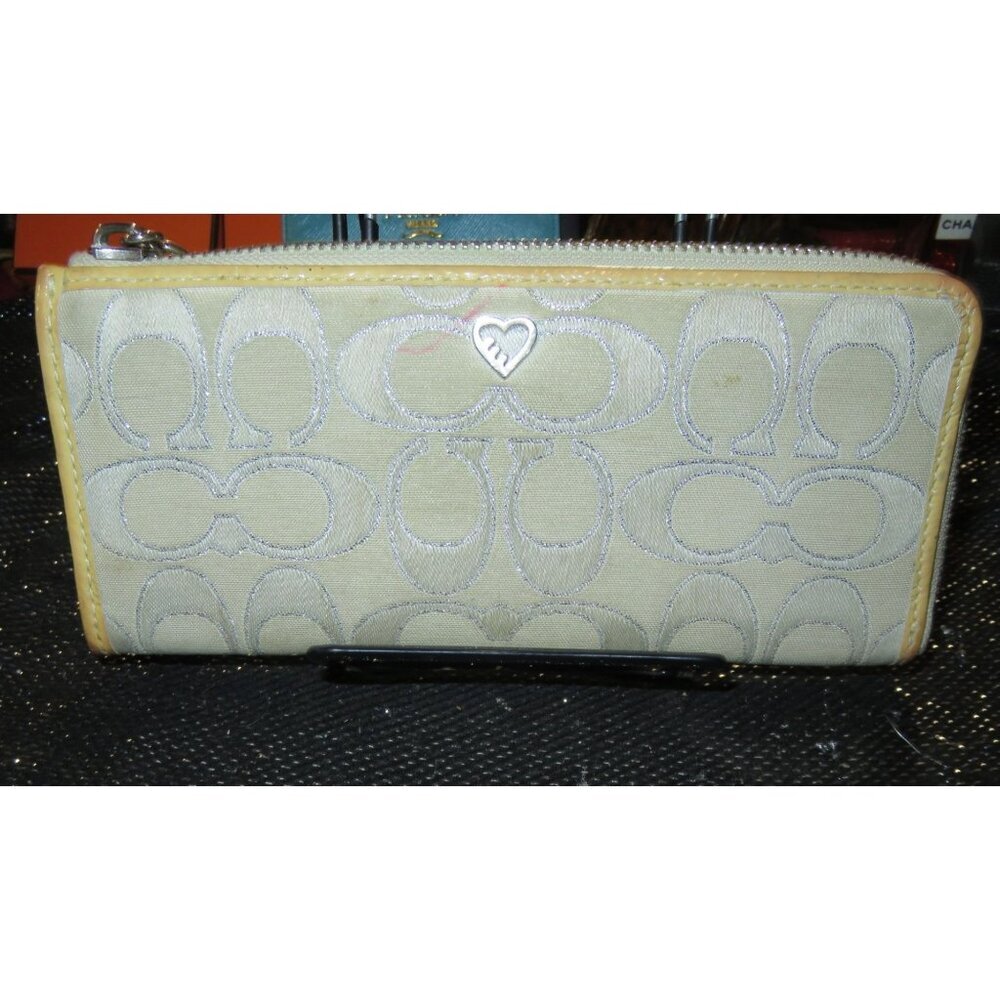 Coach Poppy Madison Signature Logo Zip Around Accordion Continental Long Wallet